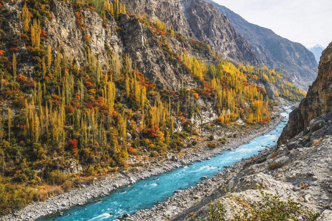 hunza-valley-wd-1080x720 The Hunza Valley is a mountainous valley in the northern part of the Gilgit-Baltistan region of Pakistan, formed by the Hunza River,