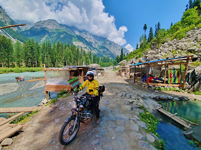 🖤 Kala Chashma (Black Water): The Mysterious Jewel of Kumrat Valley 🌿✨