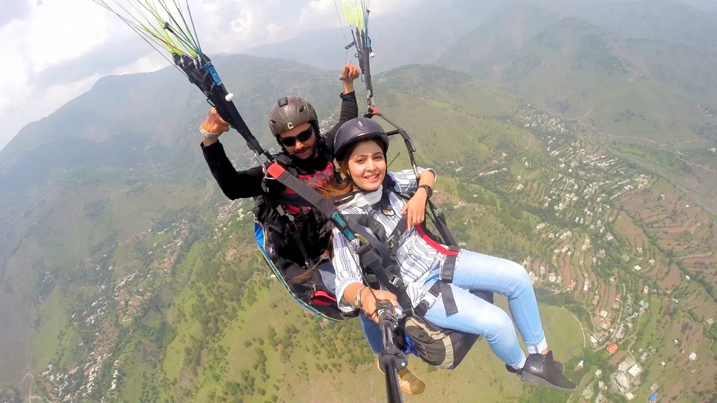 Pir Chinasi Pera Gliding Trip Soaring High in Azad Kashmir Pakistan